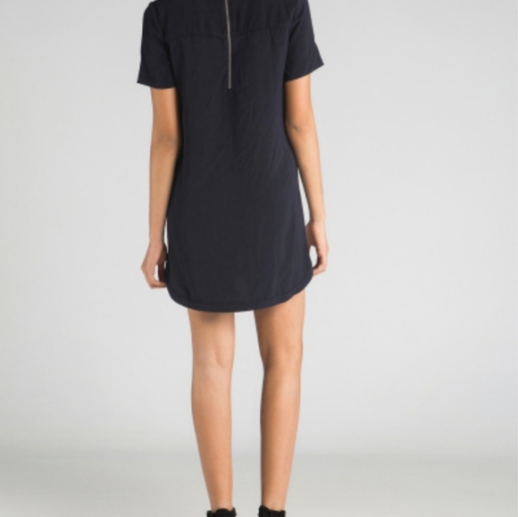 Finders Keepers T-Shirt Dress Rose Print Navy Size L (AU 10-12) NWT - Picture 5 of 12